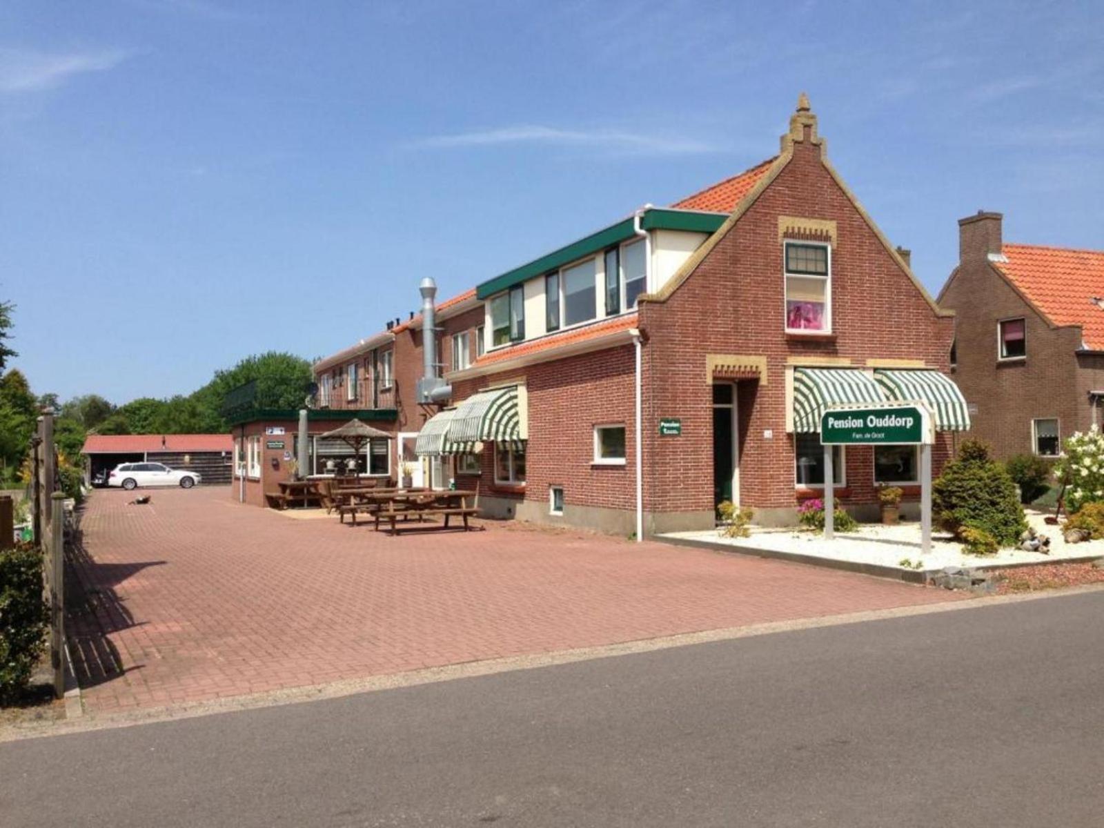 Hotel-Pension Ouddorp Extérieur photo